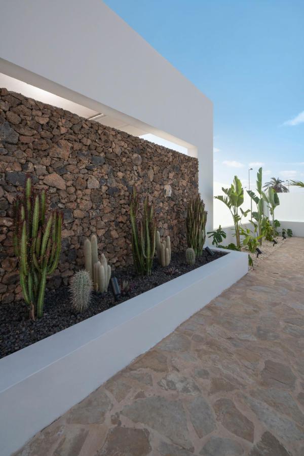 Villa Noma - Design Space With Pool In Corralejo Exterior photo