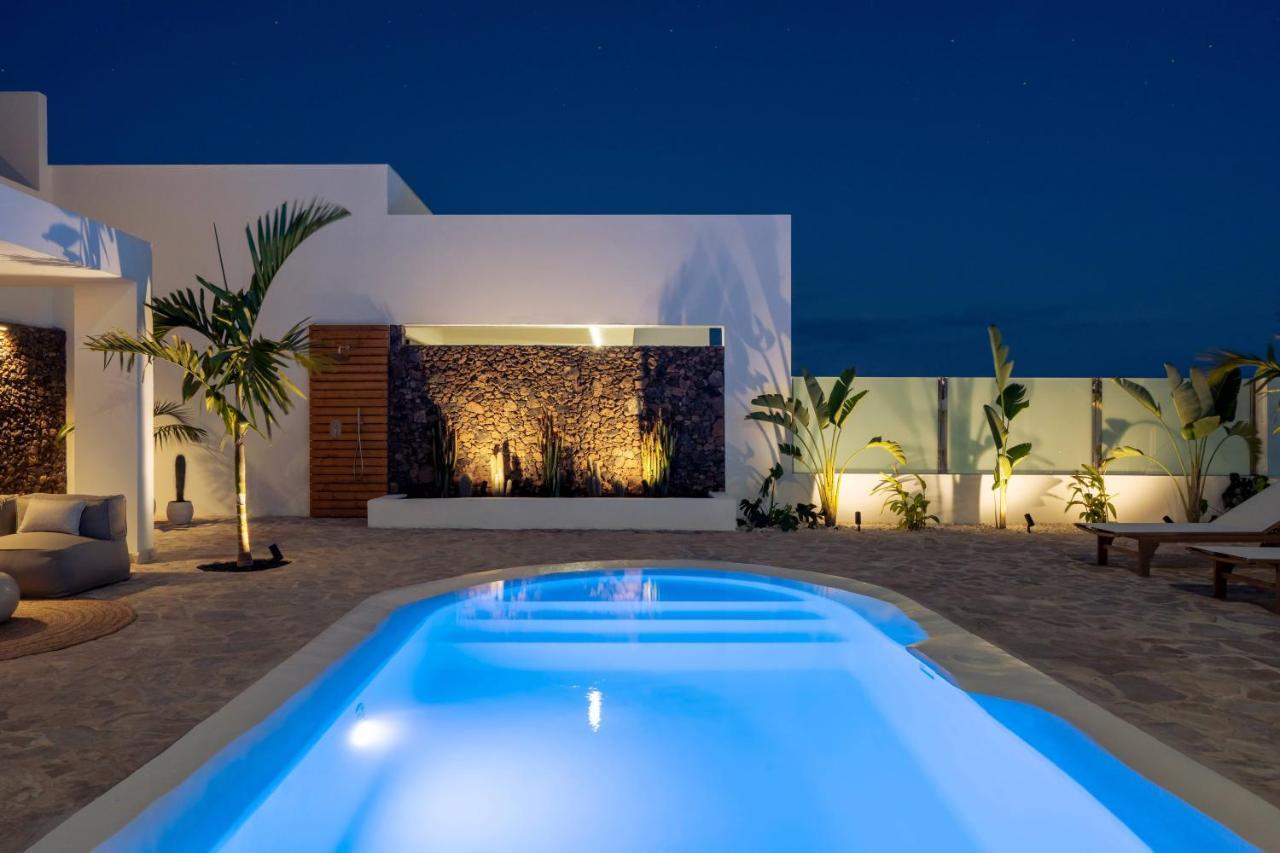 Villa Noma - Design Space With Pool In Corralejo Exterior photo